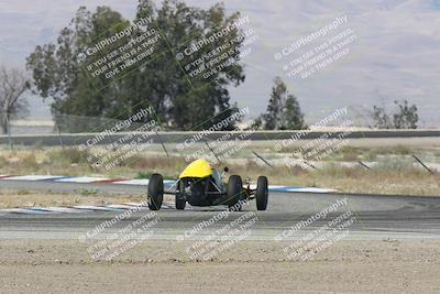 media/Jun-02-2024-CalClub SCCA (Sun) [[05fc656a50]]/Group 4/Qualifying/